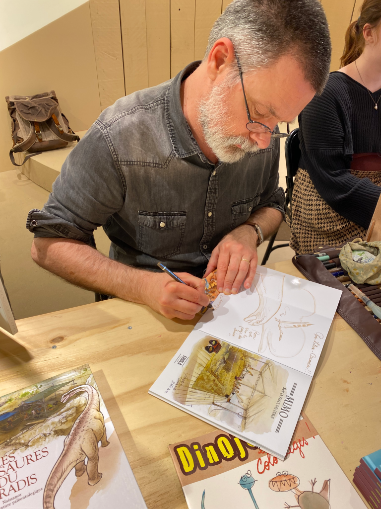 Dédicace - Mimo sur la trace des dinos - Mazan